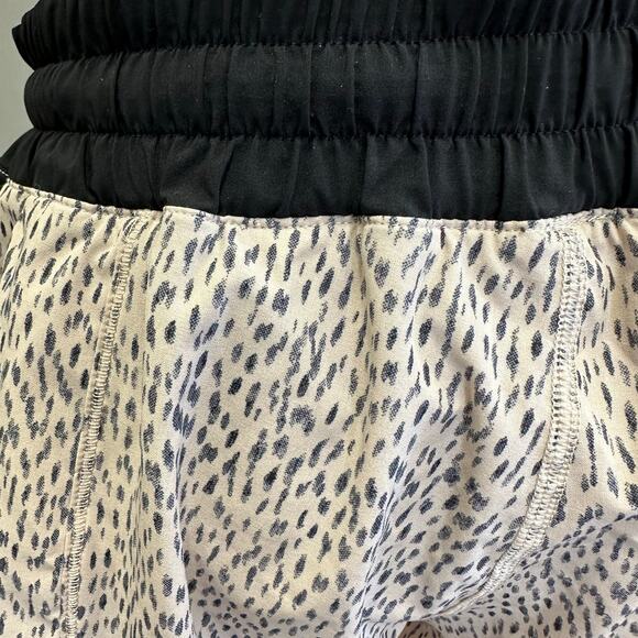 Lululemon Super Squad Short in Dottie Dash Grain Black 3" Midrise Lined Size 8 - Picture 10 of 16